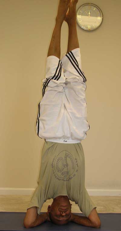 Headstand01