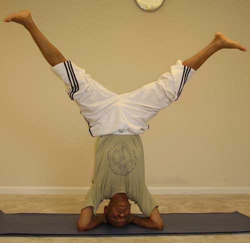 headstand02