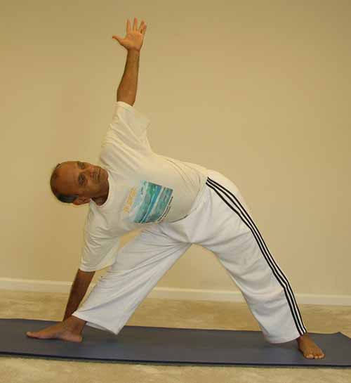 trikonasana